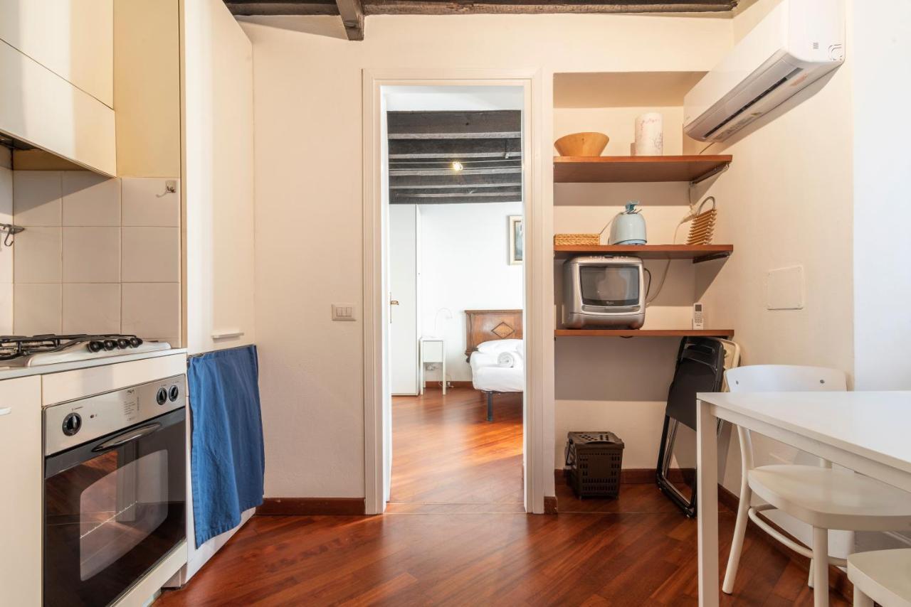 Apartment Luvi - Garibaldi Mailand
